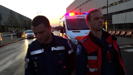 The 7-Minute Window: Why This Combat Medic's Discovery Could Save Your Family When 911 Can't